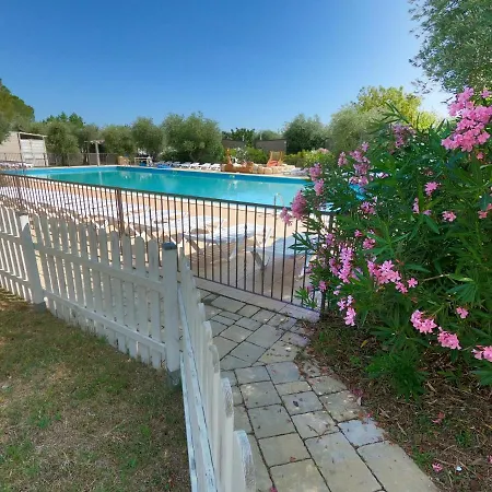 Vacanze Glamping Boutique Campsite San Felice del Benaco