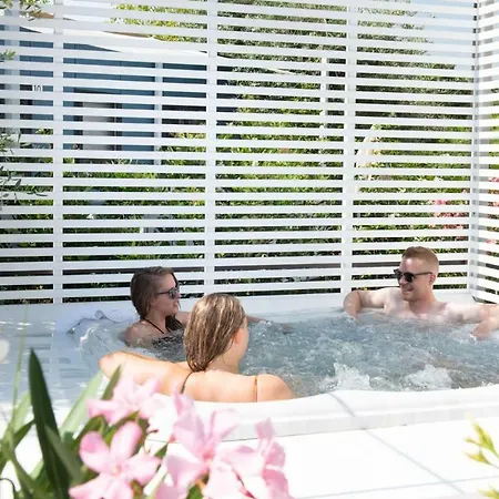 Vacanze Glamping Boutique Campsite *