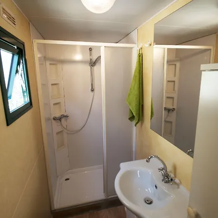 Vacanze Glamping Boutique Κάμπινγκ