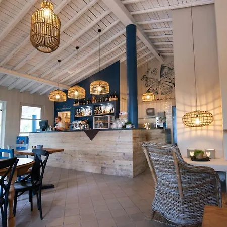 אתר קמפינג Vacanze Glamping Boutique סן פליס דל בנאקו