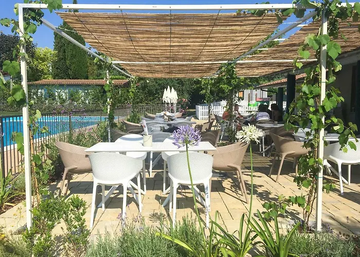 Vacanze Glamping Boutique אתר קמפינג *